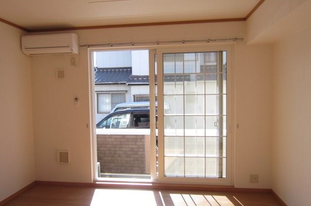 �y���̑������E�X�y�[�X�z�@