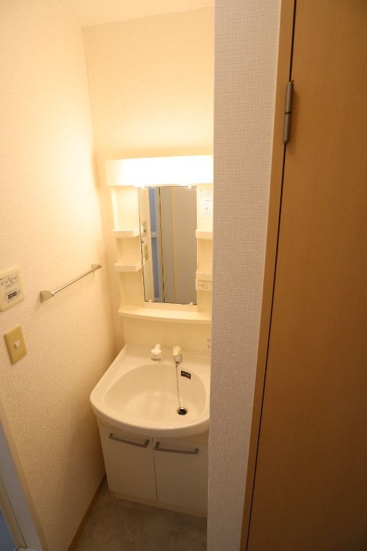 �y���ʏ��z�@