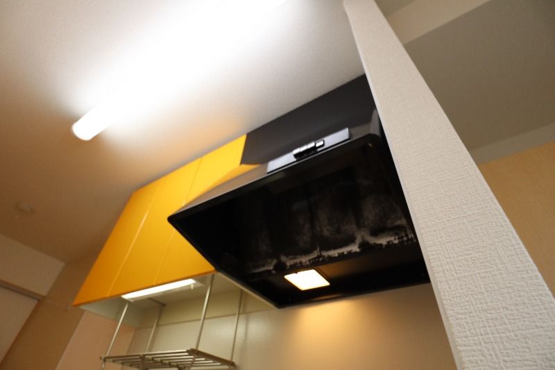 �y���̑��ݔ��z�@�L�b�`�����C��