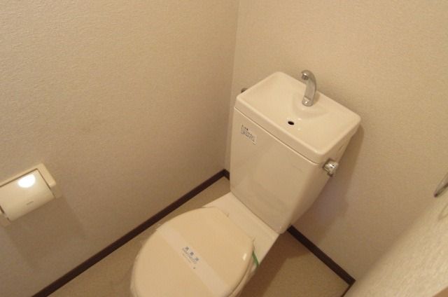 �y�g�C���z�@