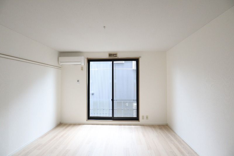 �y���ԁE���r���O�z�@