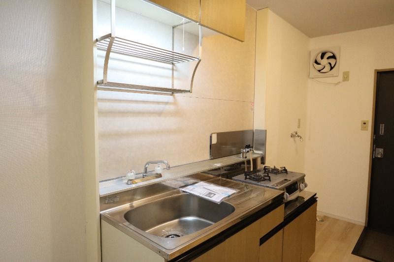 �y�L�b�`���z�@