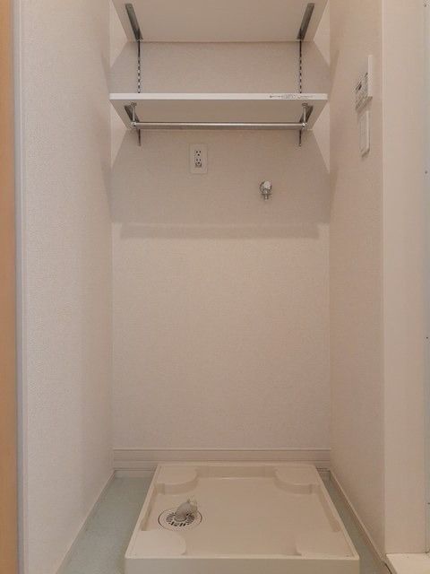 �y���̑��ݔ��z�@