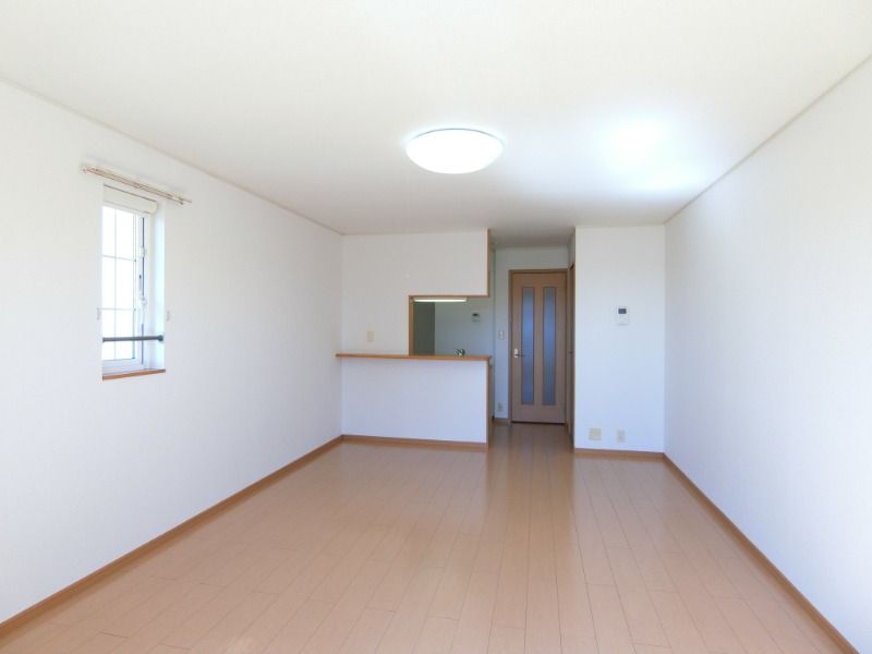 �y�����E���r���O�z�@