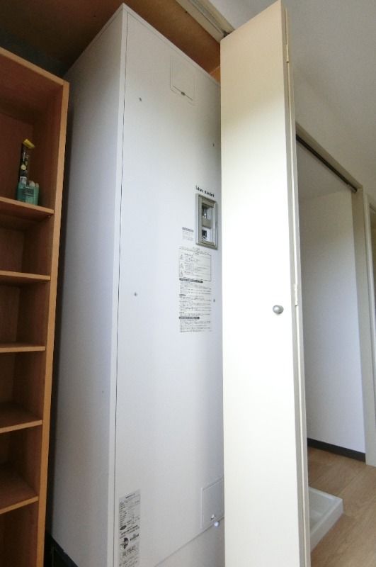 �y���̑��ݔ��z�@