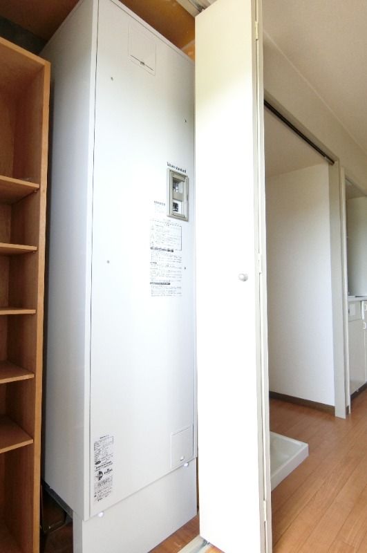 �y���̑��ݔ��z�@�d�C������