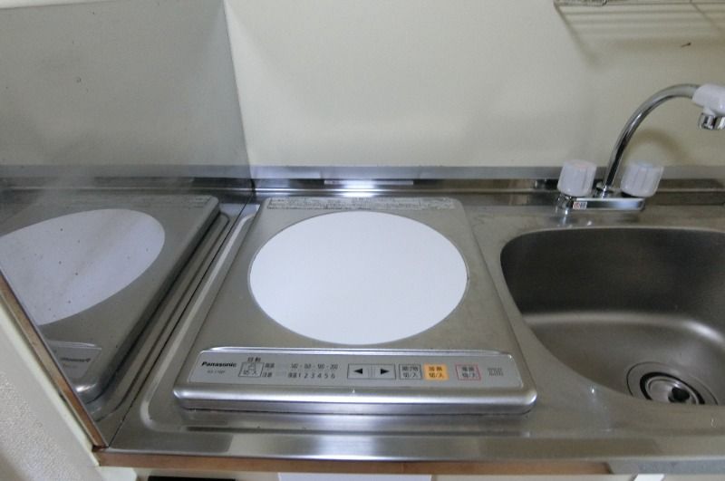 �y�L�b�`���z�@