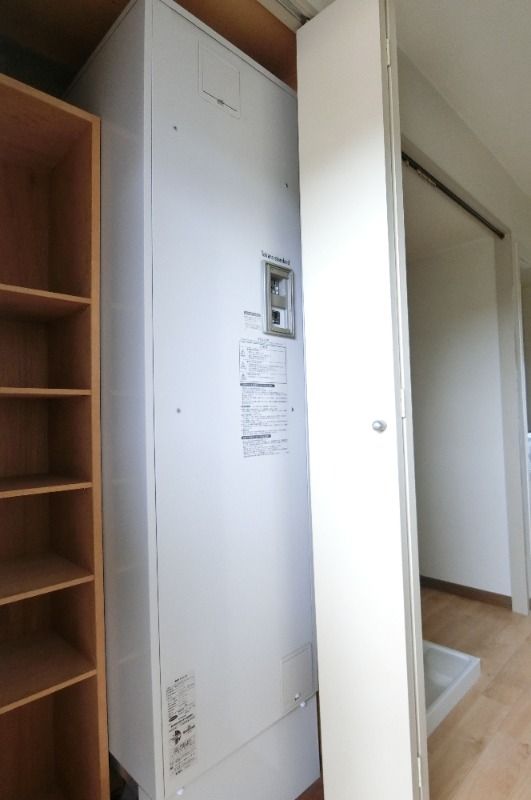 �y���̑��ݔ��z�@�d�C������