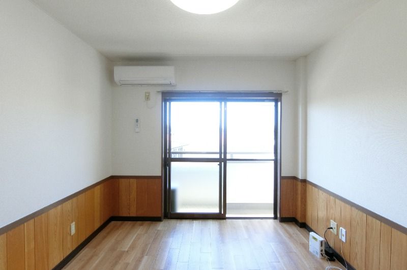 �y���ԁE���r���O�z�@���^�C�v