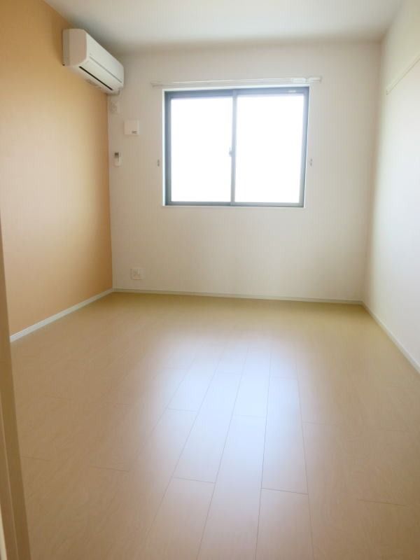 �y���̑������E�X�y�[�X�z�@