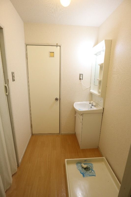 �y���ʏ��z�@