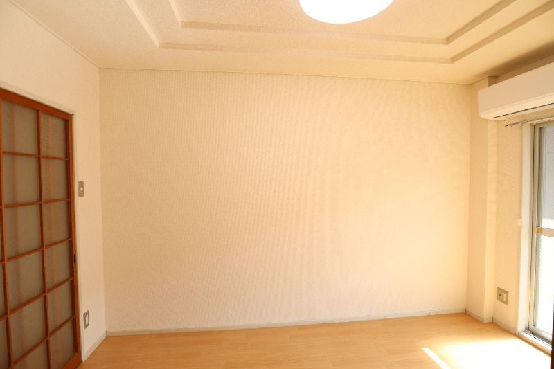 �y���̑������E�X�y�[�X�z�@