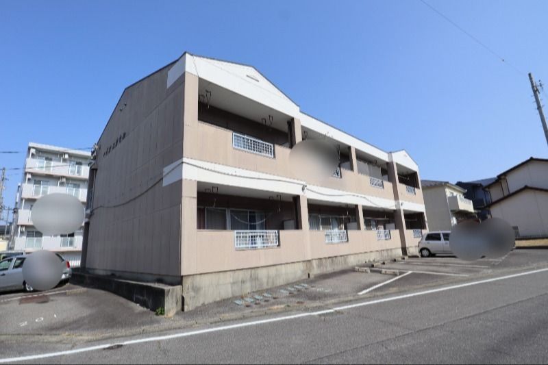 �n�C�c�G�N�Z���̌����O��