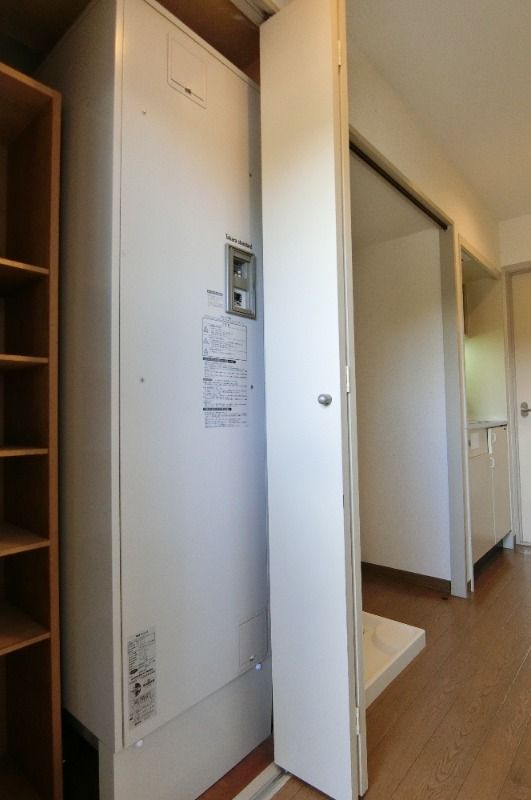 �y���̑��z�@�d�C������