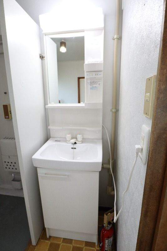 �y���ʏ��z�@