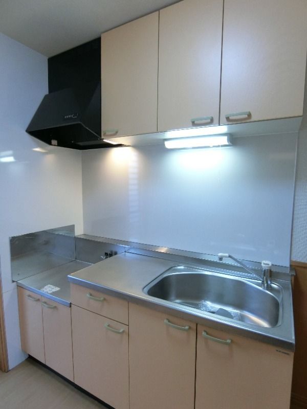 �y�L�b�`���z�@