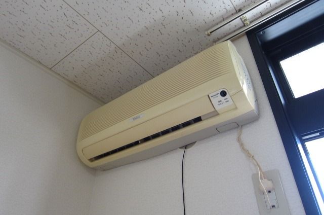 �y���̑��ݔ��z�@