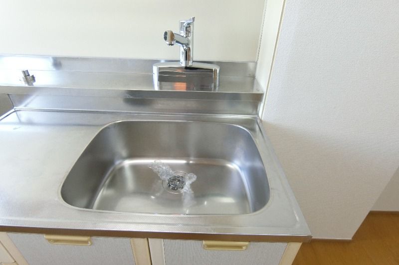 �y�L�b�`���z�@