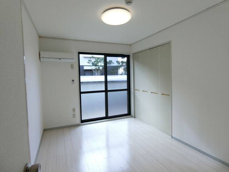 �y���̑������E�X�y�[�X�z�@