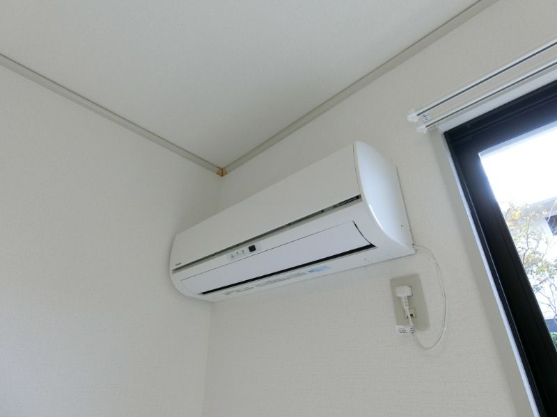 �y���̑��ݔ��z�@�G�A�R��2��