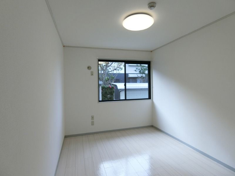 �y���̑������E�X�y�[�X�z�@