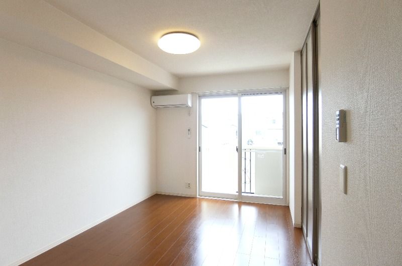 �y���ԁE���r���O�z�@���^�C�v�@