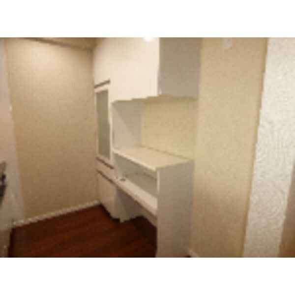 �y���̑��ݔ��z�@