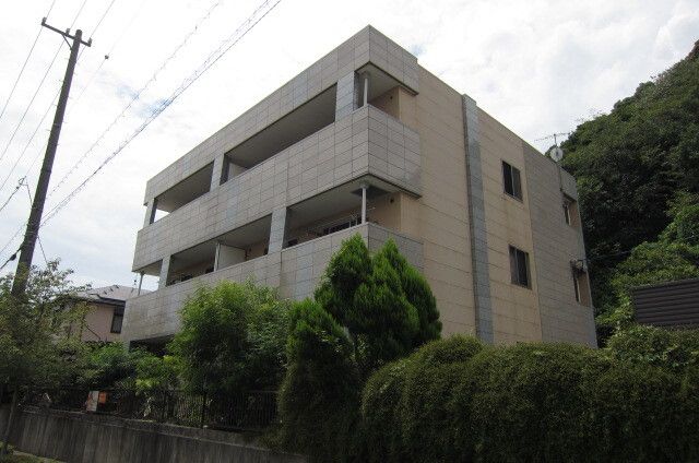 �T�U���N���X�o���R�̌����O��