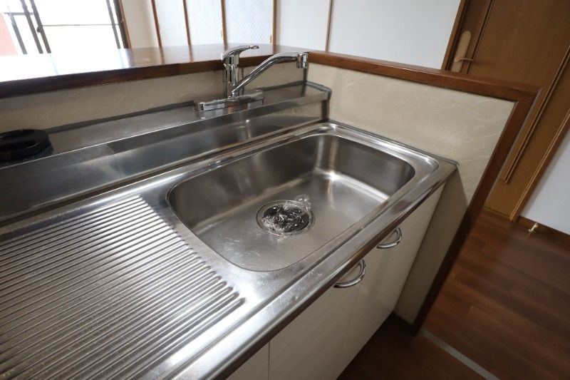 �y�L�b�`���z�@