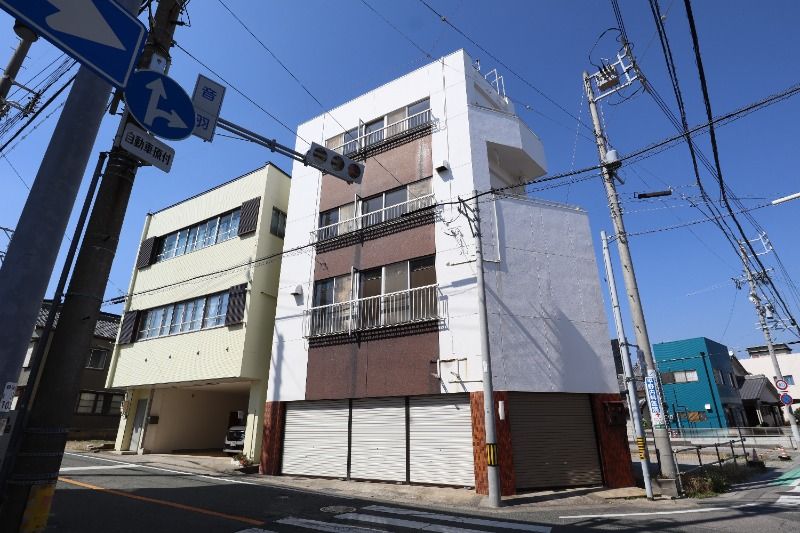 �`�����㉹�H�K���[�W�n�E�X�̌����O��