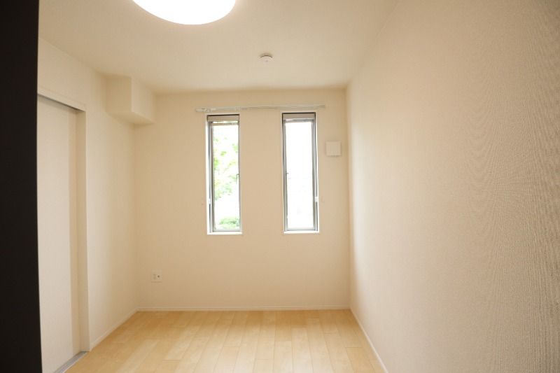 �y���̑������E�X�y�[�X�z�@