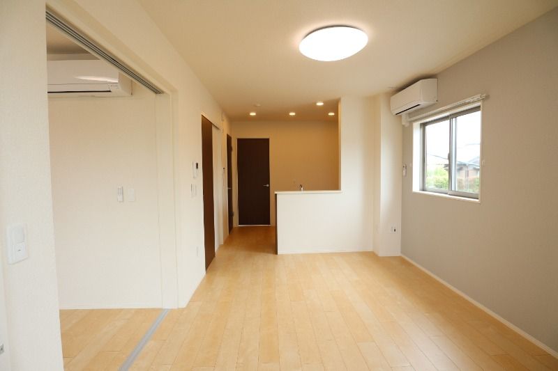 �y���̑������E�X�y�[�X�z�@