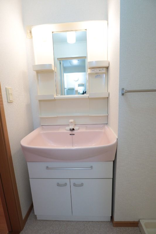 �y���ʏ��z�@