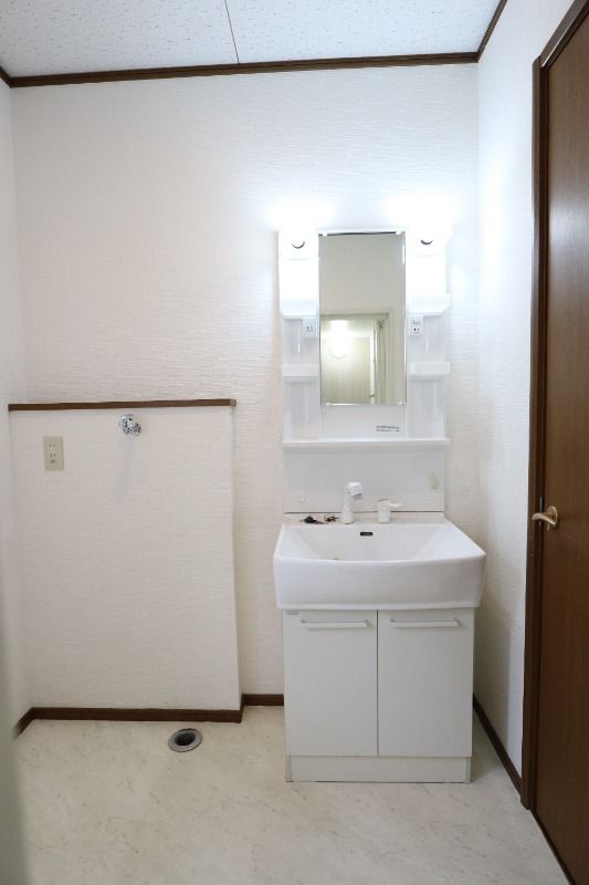 �y���ʏ��z�@