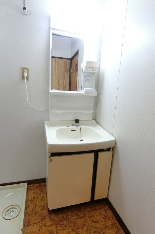 �y���ʏ��z�@