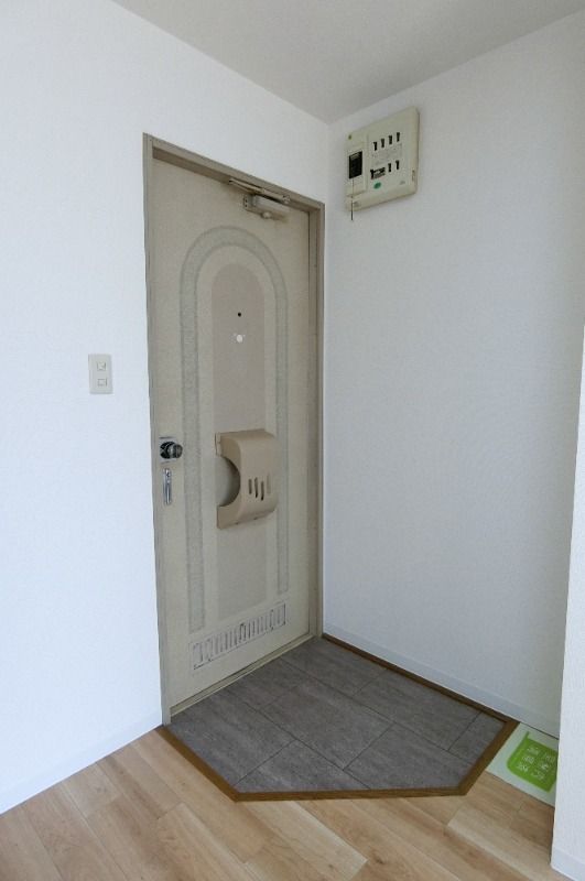 �y���ցz�@