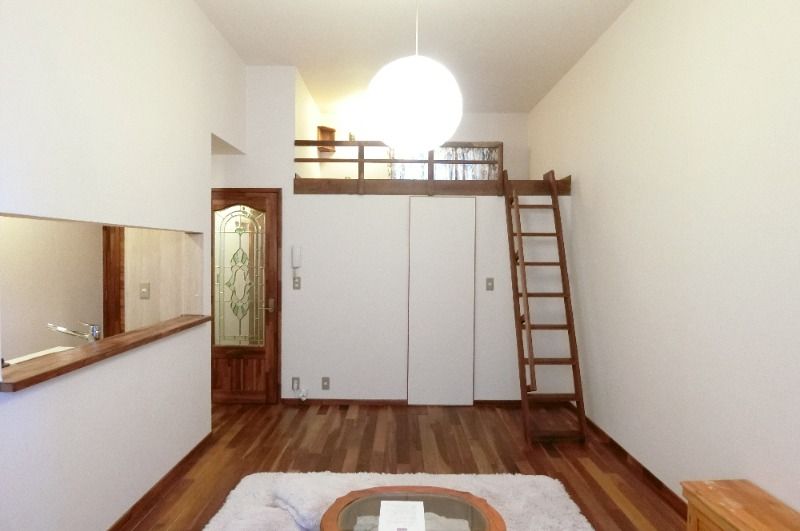 �y�����E���r���O�z�@